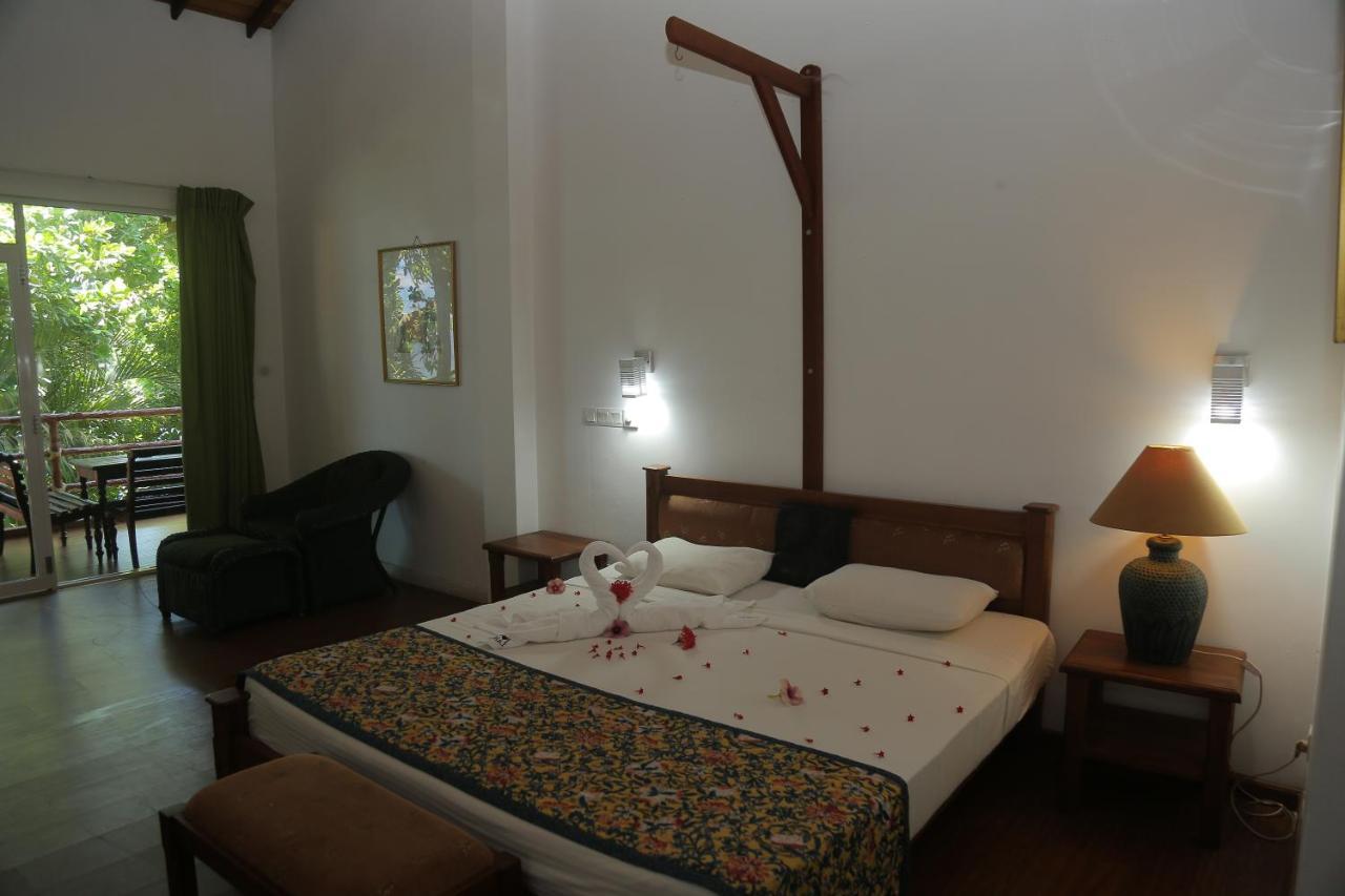 Laluna Ayurveda Resort Bentota Eksteriør billede