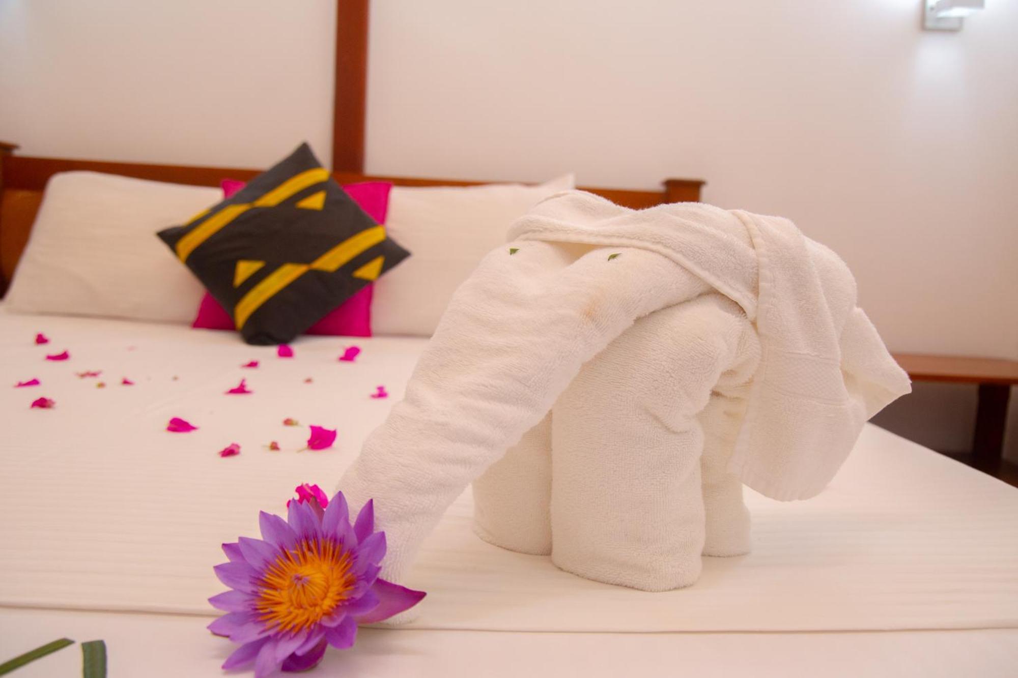 Laluna Ayurveda Resort Bentota Eksteriør billede