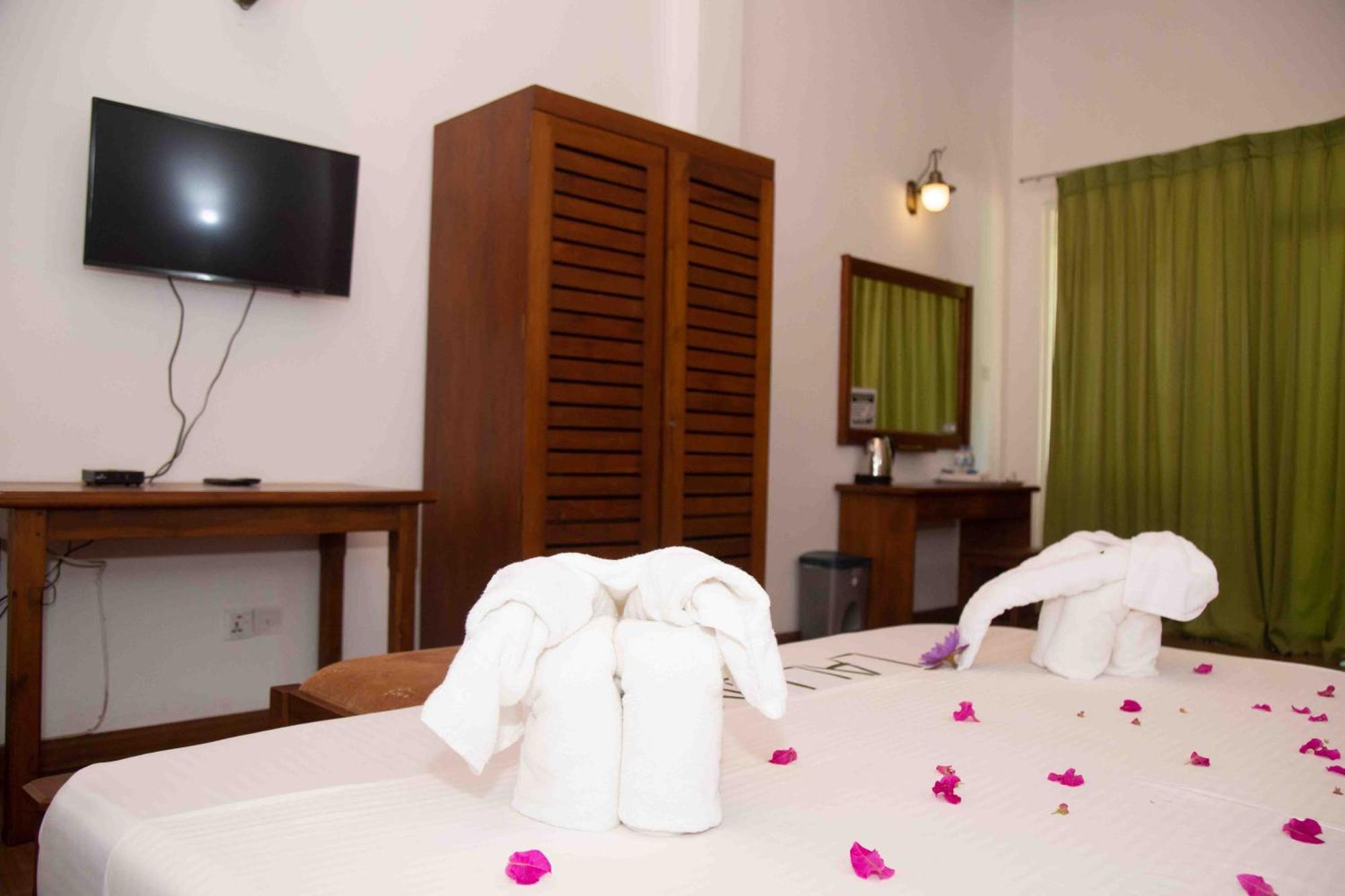 Laluna Ayurveda Resort Bentota Eksteriør billede