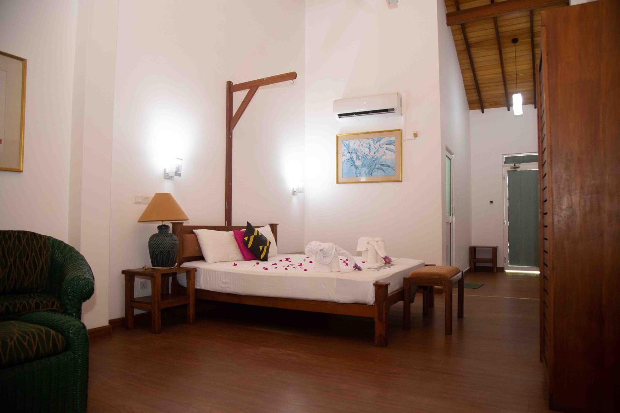 Laluna Ayurveda Resort Bentota Eksteriør billede